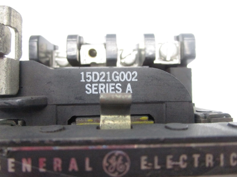 GENERAL ELECTRIC CR305C002 120V 30A UNMP