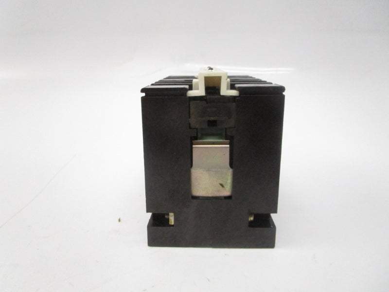 GENERAL ELECTRIC CR120C04028AA 16V 10A UNMP