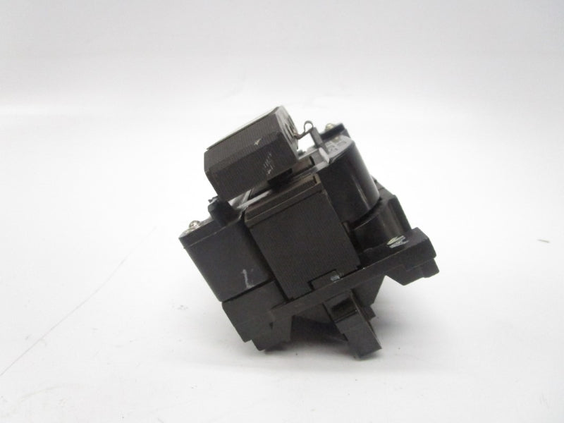 GENERAL ELECTRIC CR209B200BAA 120V 18A UNMP