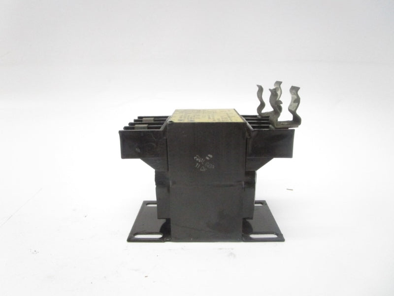 HAMMOND MANUFACTURING 143838 480V 0.5A UNMP