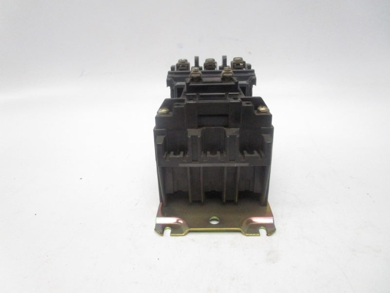 ALLEN BRADLEY 500L-BOD93 SER. B 110/115-120V 30A UNMP
