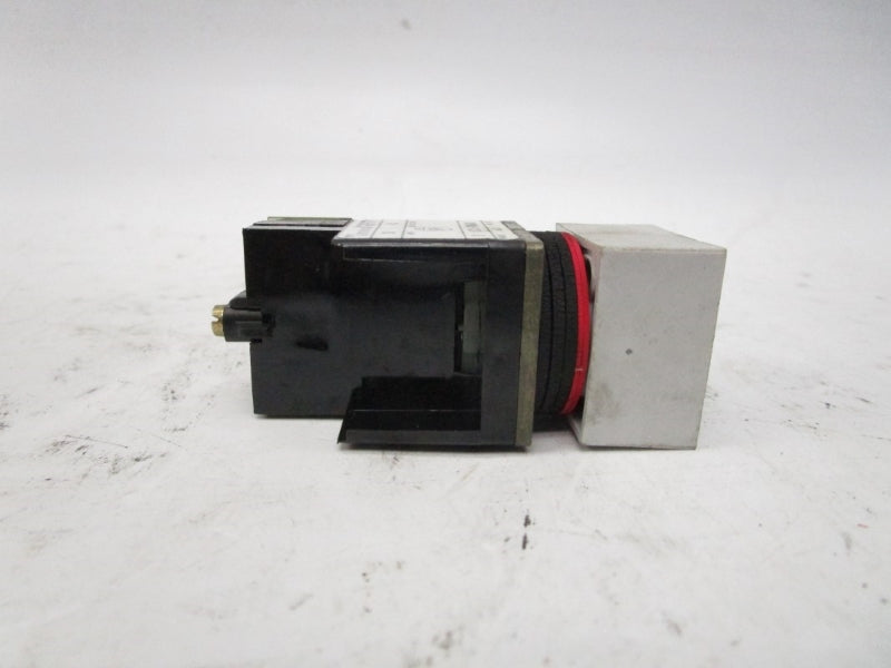 ALLEN BRADLEY 800MS-X024A SER. D 24V (BK/YL) NSMP