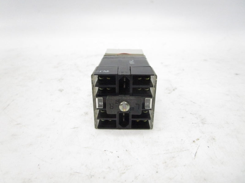 ALLEN BRADLEY 800MS-24HX2B SER. B 300VAC NSNP