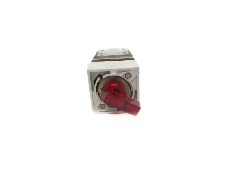 ALLEN BRADLEY 800MS-6HX2B SER. D 300VAC NSNP