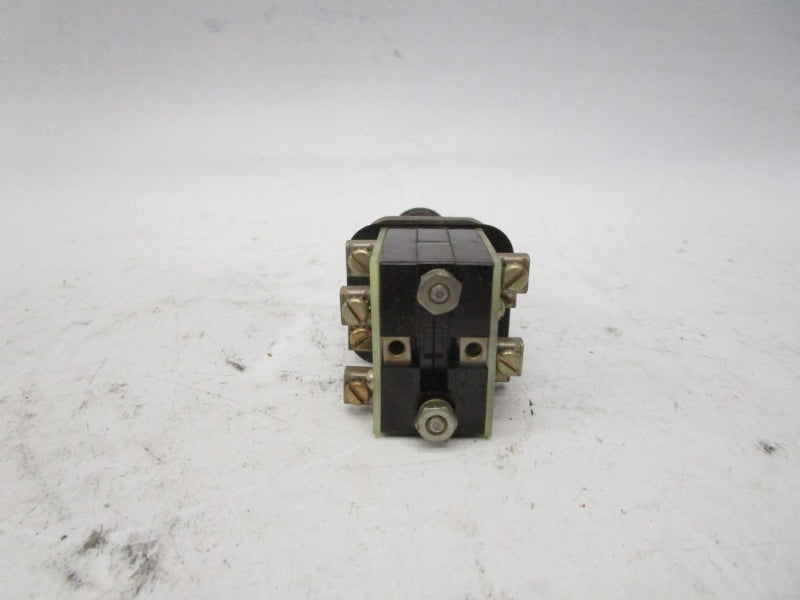 ALLEN BRADLEY 800T-T2MB20 SER. N 600VAC UNMP