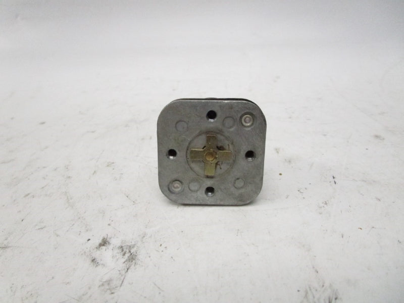 ALLEN BRADLEY 800T-M1 SER. N UNMP