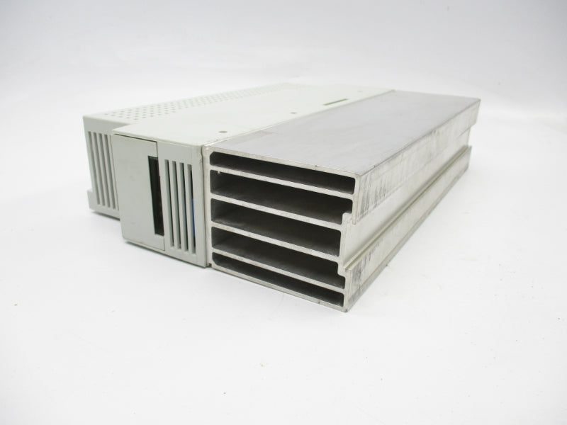 LENZE EVF8242-E 00400049 400/480V 2.5A NSNP