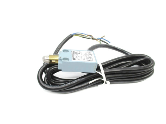 TELEMECANIQUE XCMA1022 500V 1.5A NSNP