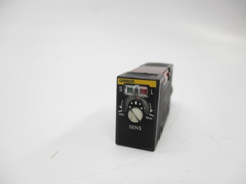 OMRON E3S-AD66 10-30VDC NSMP