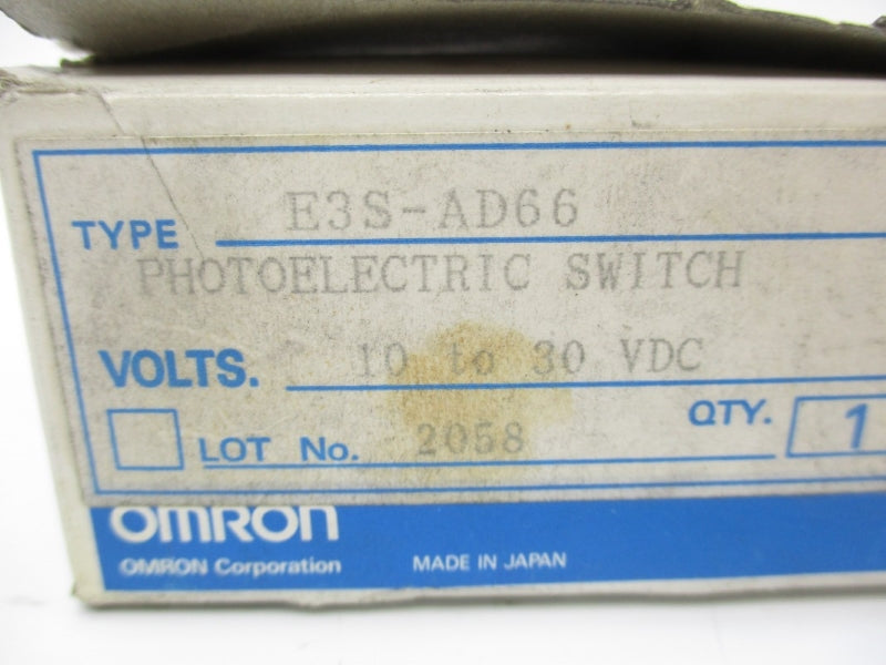 OMRON E3S-AD66 10-30VDC NSMP