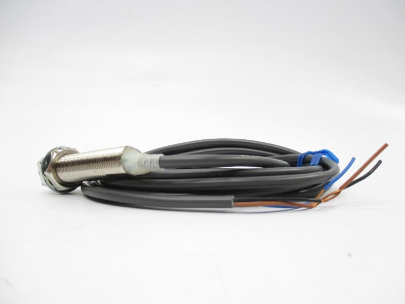 OMRON E2E-X2C1 12-24VDC NSNP