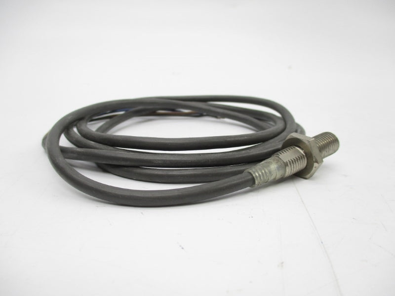 OMRON E2E-X1R5F1 UNMP