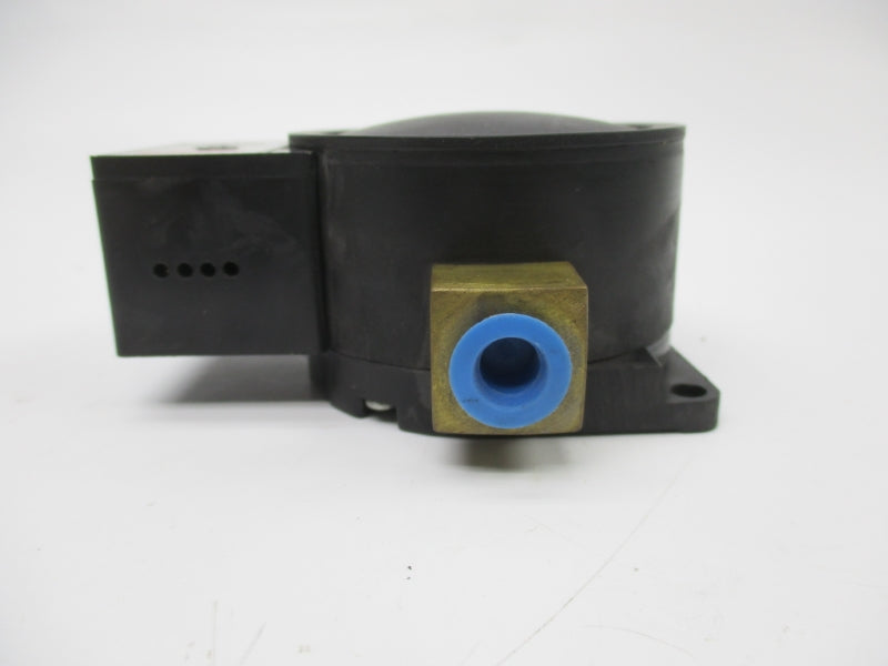 DWYER 634A-4 N14F 35VDC 3000PSI 120'F NSNP