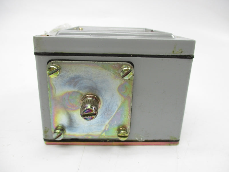 GENERAL ELECTRIC CR127B11 115VAC 40A 255PSI NSNP