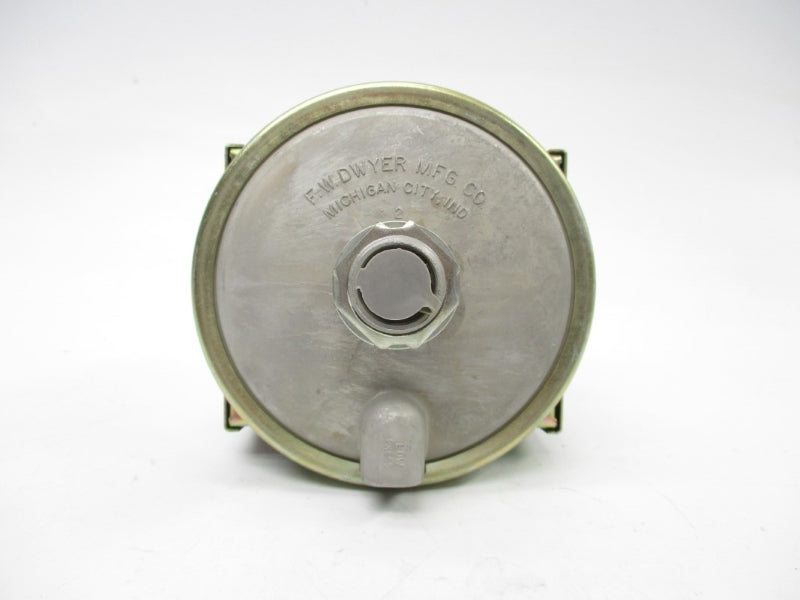DWYER 1823-20 480VAC 15A 25PSI NSNP