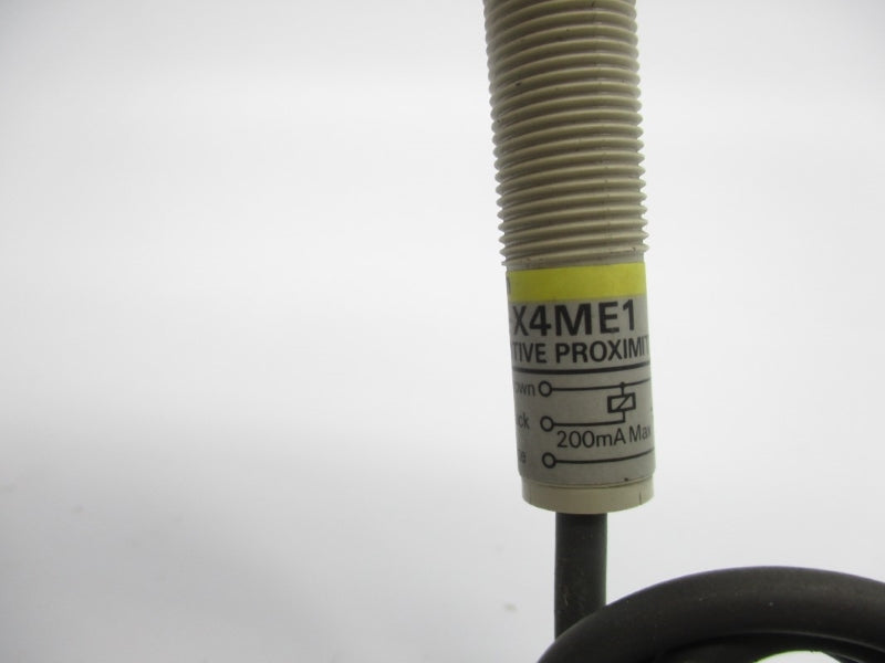 OMRON E2K-X4ME1 UNMP