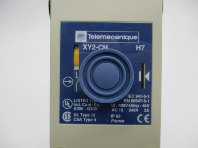 TELEMECANIQUE XY2CH13250 240VAC 3A (GREY) NSMP