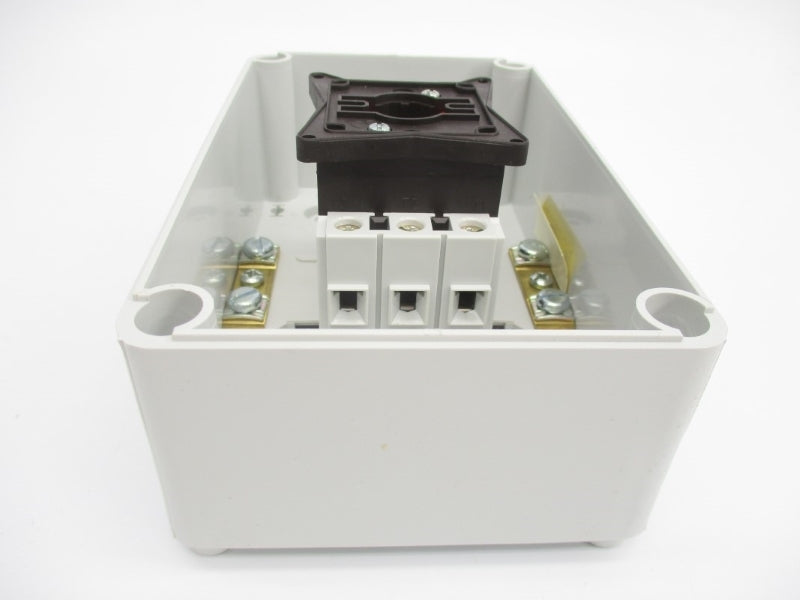 TELEMECANIQUE VC2GU 600V 32A NSMP