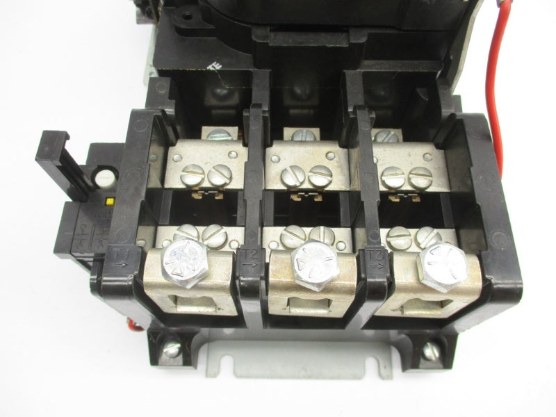 GENERAL ELECTRIC CR306E002 120V 90A (AS PICTURED) NSNP