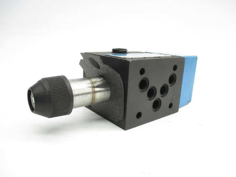 VICKERS DG4S4012NB60 879137 110/120V (AS PICTURED) UNMP