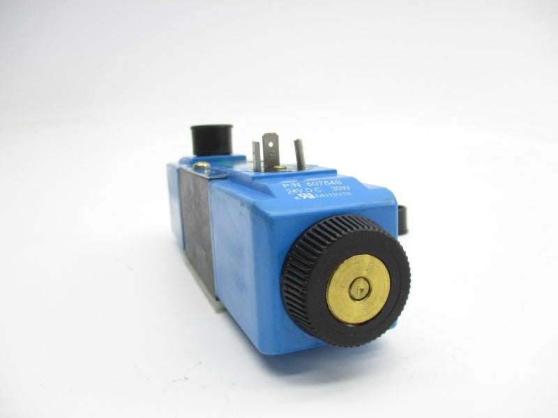 VICKERS DG4V3S2CMUH560 02-109025 24VDC 5000PSI NSNP