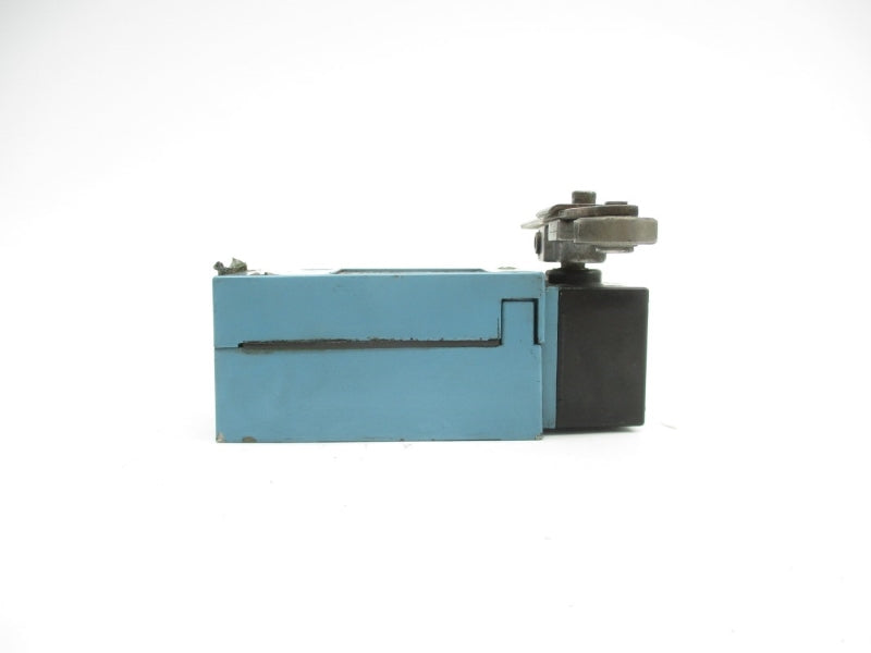 MICRO SWITCH LSYAB6B 600VAC 10A UNMP