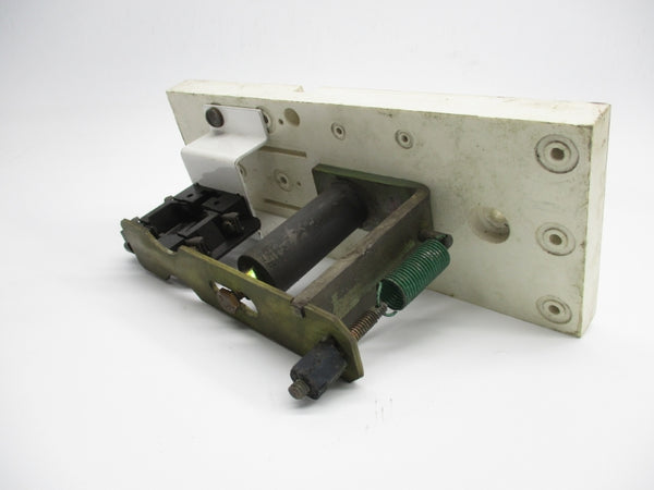 HUBBELL 59551008 600V 5A UNMP