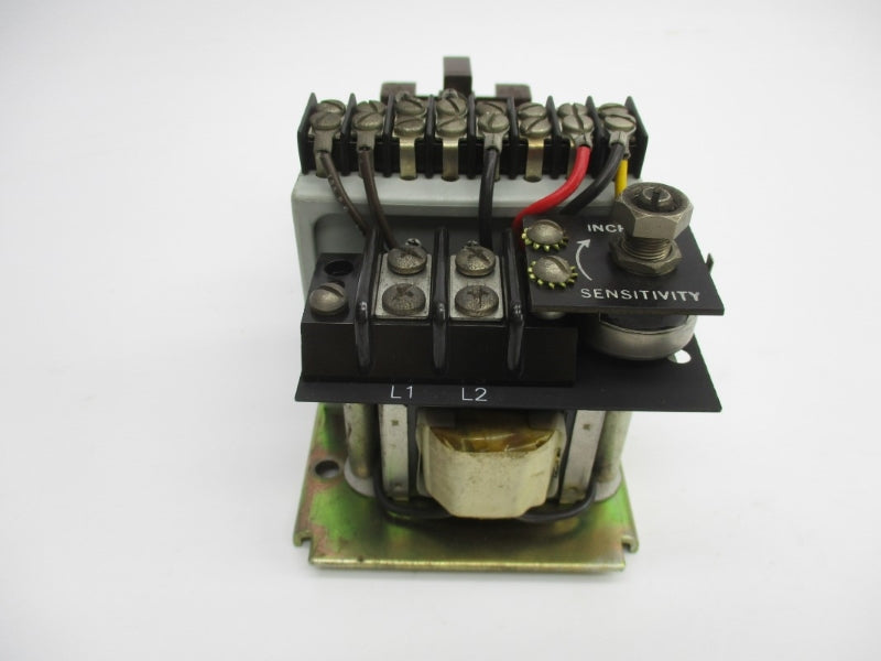 CUTLER HAMMER 13535H113-1 120V NSNP