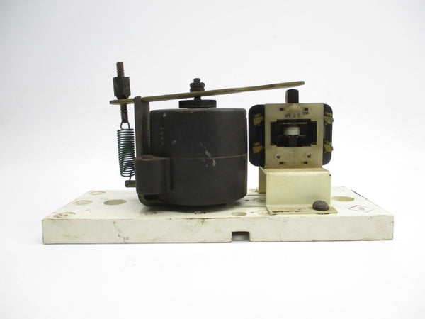 HUBBELL 59551005 600V 5A UNMP