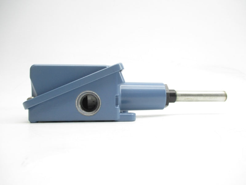 UNITED ELECTRIC B100-15534 480VAC 22A 15-140'F NSMP