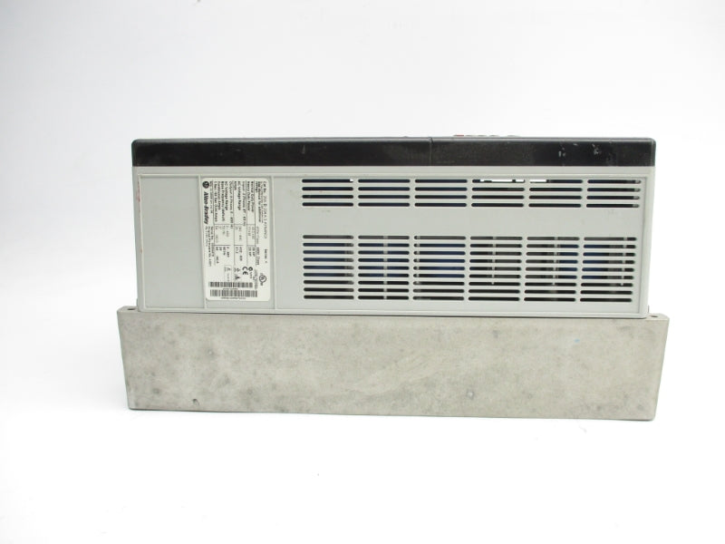 ALLEN BRADLEY 20AD034A3AYNANC0 SER. A F/W 4.001 432-528VAC 31.2A UNMP