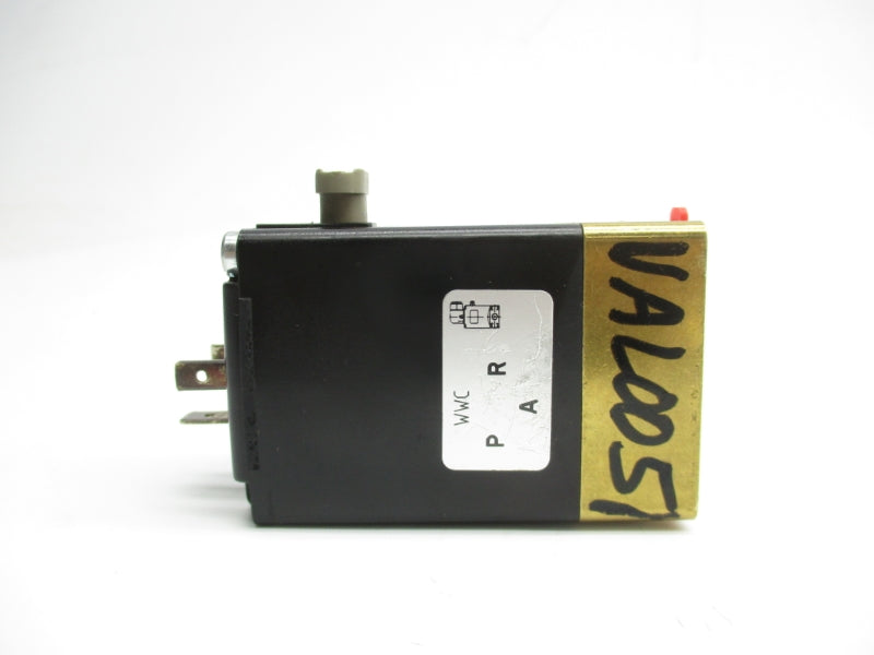 BURKERT 0331C1/8FKMBR 00450498 24VDC 145PSI UNMP