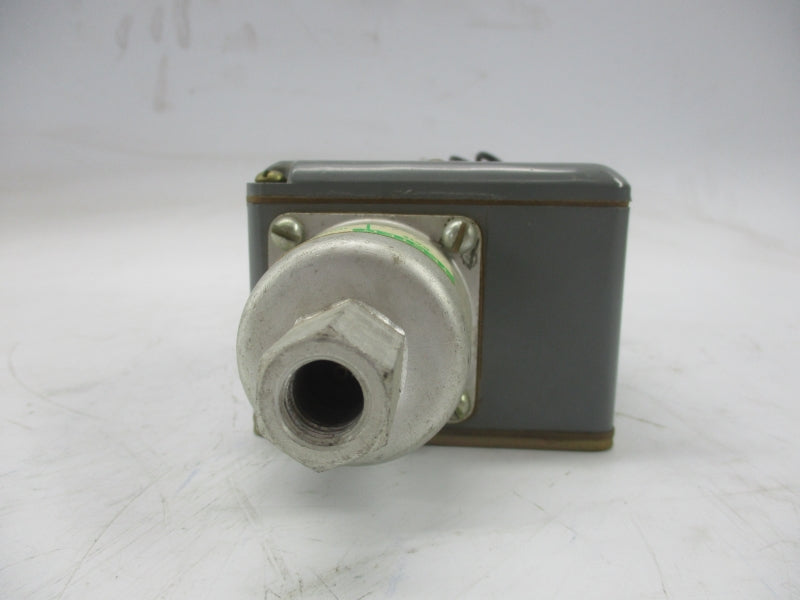 SQUARE D 9012AEW1S2 250VAC 10A NSNP