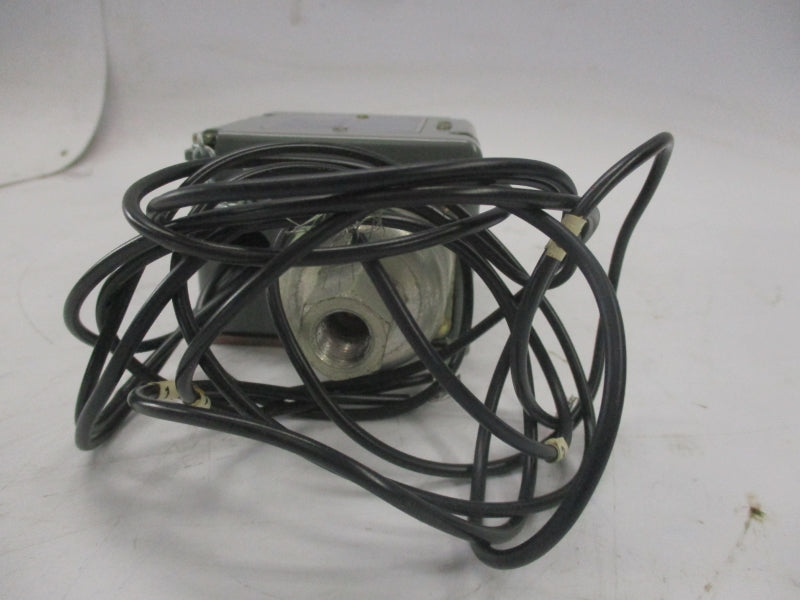 SQUARE D 9012AEW1S2 SER. B 250VAC 10A NSMP