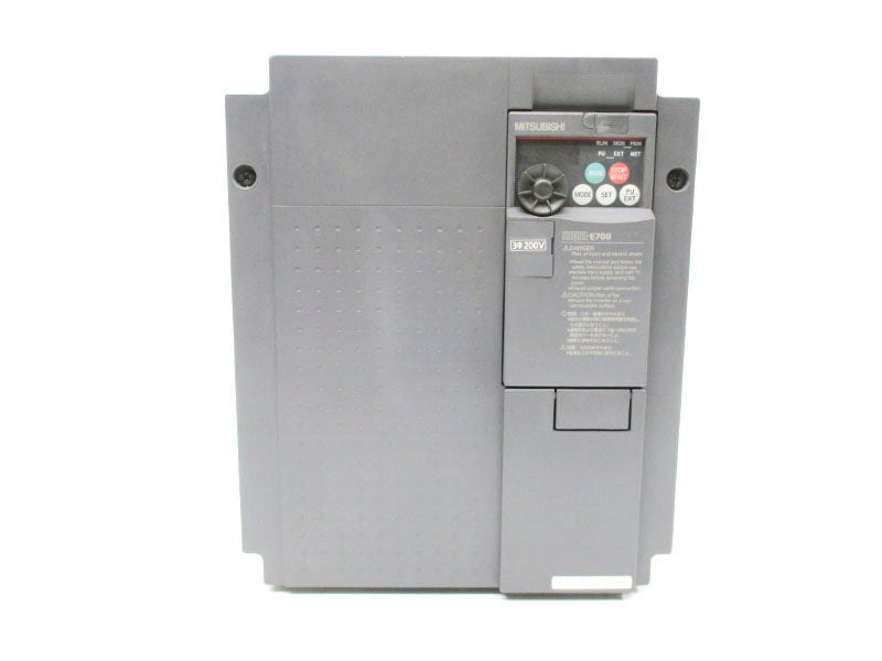 MITSUBISHI FR-E720-15K 200-240VAC 89.4A NSMP
