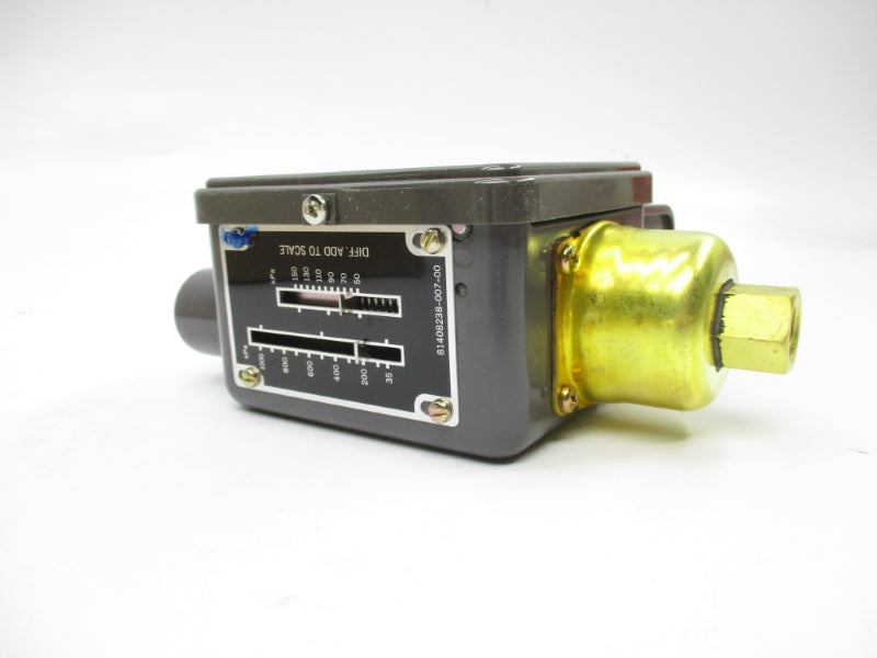 AZBIL L404F208 35-1000 NSMP