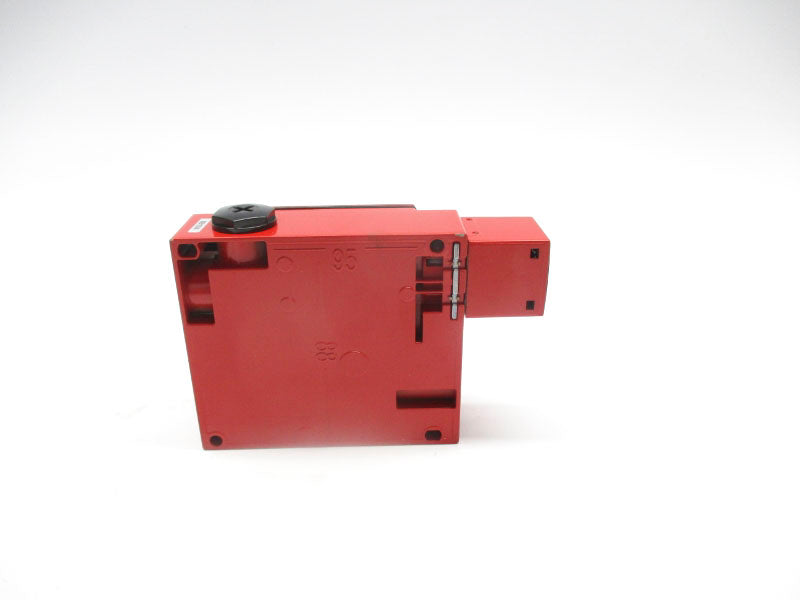 TELEMECANIQUE XCSE8311 24/48VAC 6A NSMP