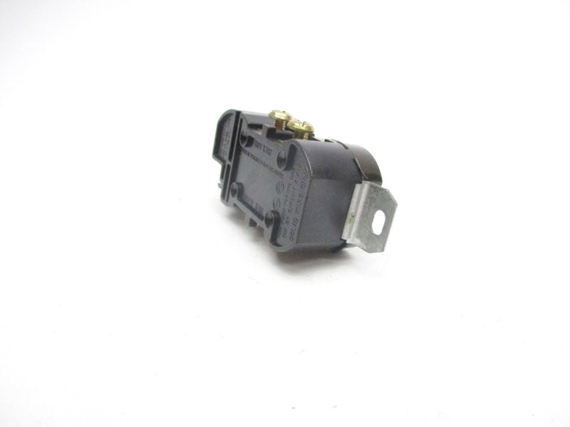 E333616 C23015 125V 15A NSNP