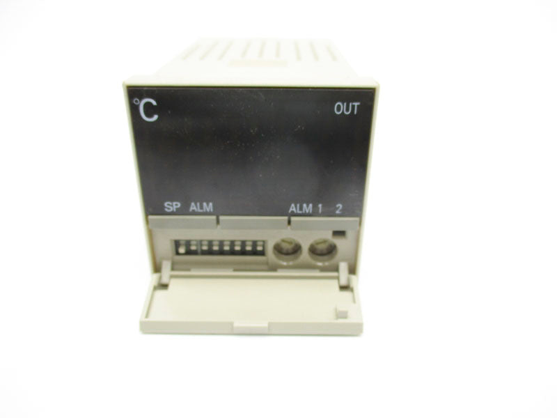 OMRON E5CS-R1PU-W 100-240VAC NSNP