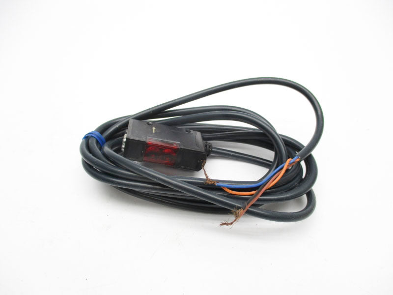 OMRON E3S-AT71-D 10-30VDC NSMP