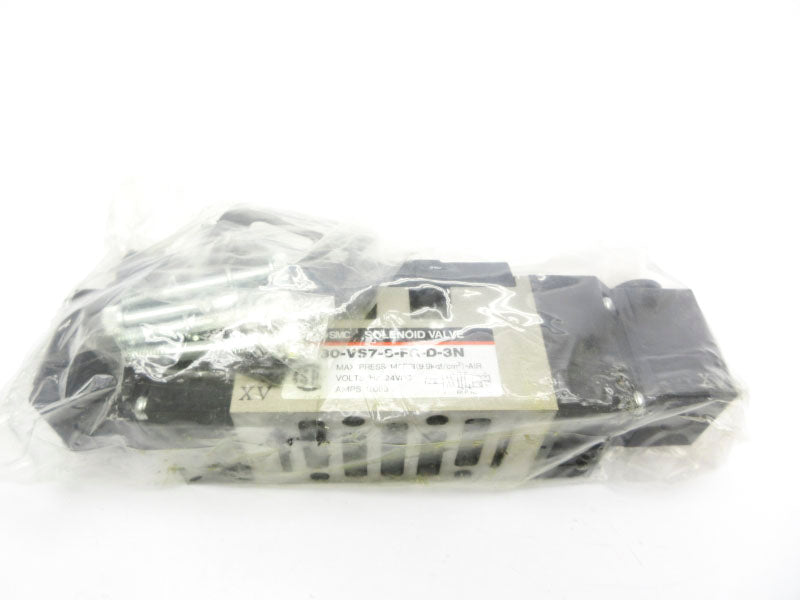 SMC 30-VS7-8-FG-D-3N 24VDC 0.083A 140PSI NSMP