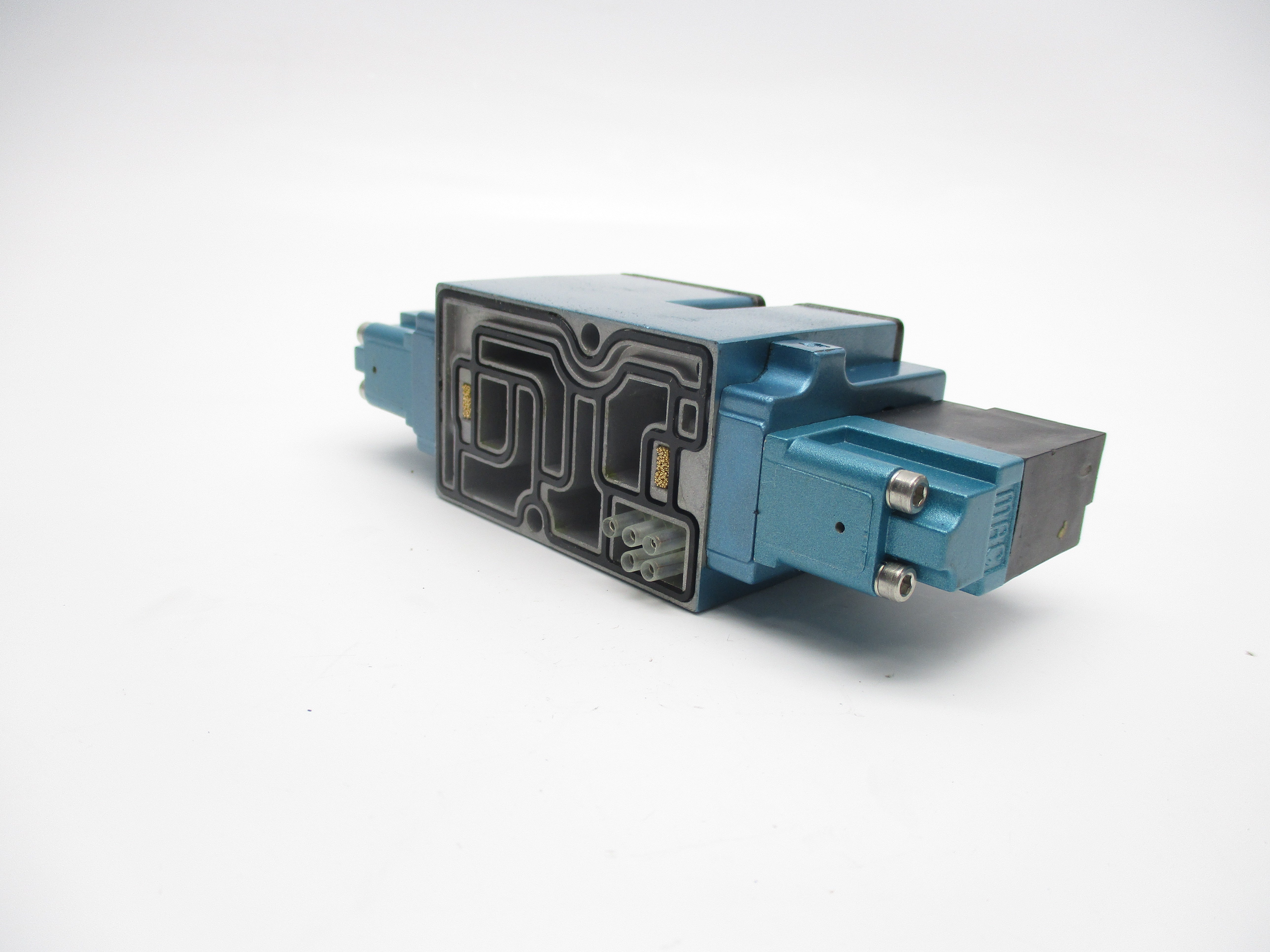 MAC 82A-EC-000-TM-DFBP-1DK 24VDC 150PSI NSNP
