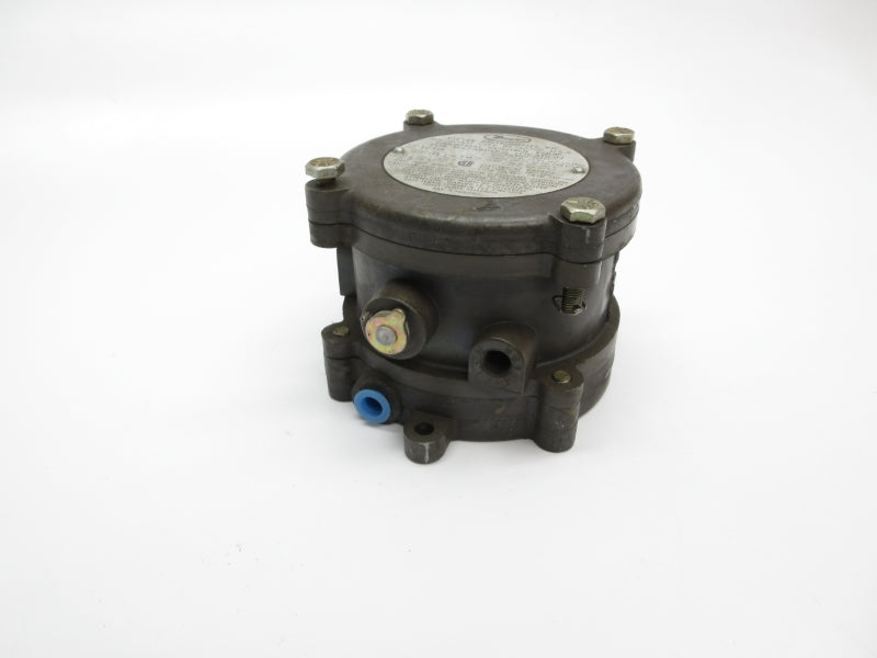 DWYER 1950-10-2F 480VAC 15A 45INWC NSNP