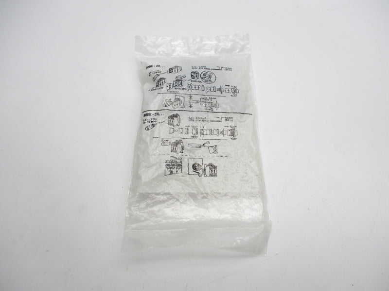 ALLEN BRADLEY 800E-3DL3X11 SER. B 24V NSMP
