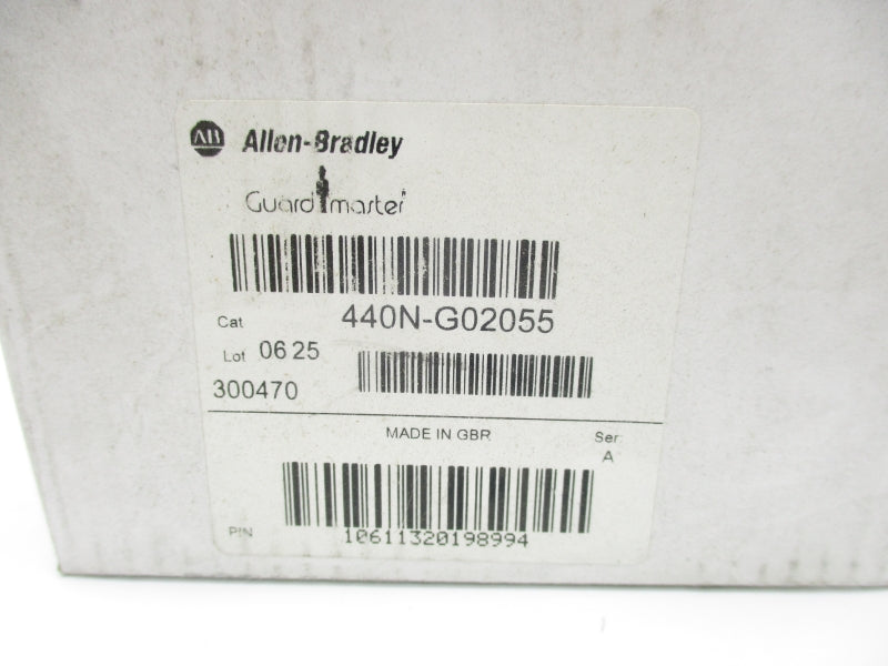 ALLEN BRADLEY 440N-G02055 SER. A 250VAC 2A (WH) NSMP