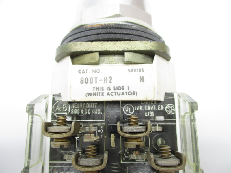 ALLEN BRADLEY 800T-H2 SER. N 600VAC NSNP