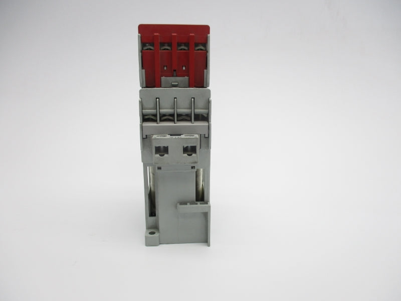 ALLEN BRADLEY 700-CF310ZD SER. A 24VDC 20A NSNP