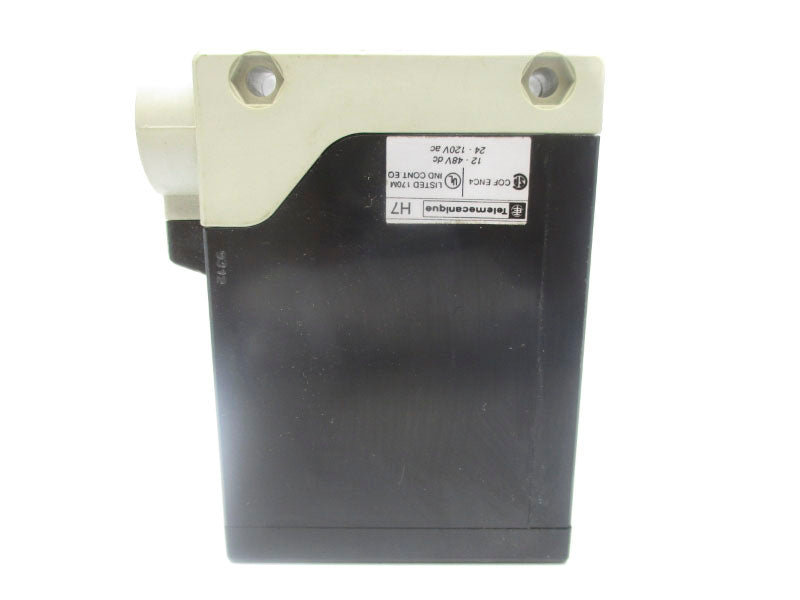 TELEMECANIQUE XUE-H3000 240V NSNP