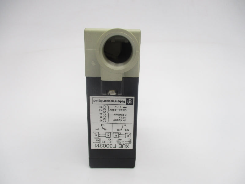 TELEMECANIQUE XUE-F300314 250V 2A NSNP