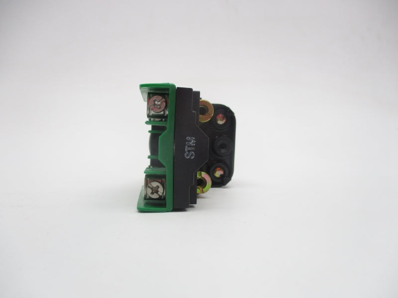 ALLEN BRADLEY 800H-R2AP SER. F (WH) NSMP
